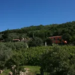 Oda ve Kahvaltı Contarine 3*